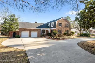 236 Shoreline Drive, New Bern, NC 28562 – photo 7: 2-web-or-mls-DSC_6416