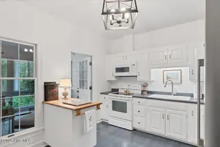15 Village In The Woods Circle, Southern Pines, NC 28387 – photo 20: 22-Kitchen