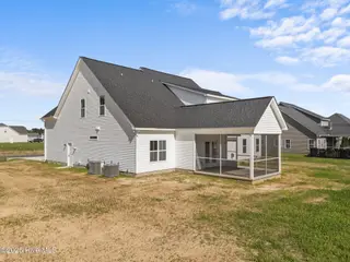 896 Lendy Drive, Greenville, NC 27858 – photo 10: 10-web-or-mls-896 Lendy Dr EX 009