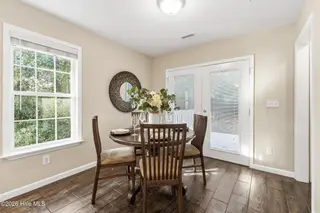 907 N 11th Street, Wilmington, NC 28401 – photo 11: Dining
