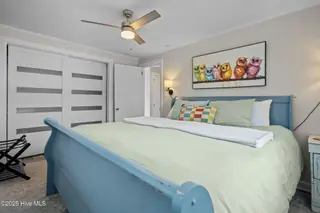 412 Raleigh Avenue, Carolina Beach, NC 28428 — 2-bedroom home, Carolina Beach, NC, photo 11 of 20: 36-web-or-mls-DSC09734