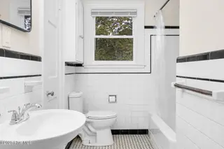 541 N Daughtry Street, Rocky Mount, NC 27801 – photo 15: Bathroom