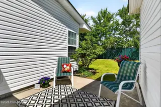 3007 Lauren Place Drive Apt 104, Wilmington, NC 28405 – photo 5: 29-web-or-mls-GNJ_5391
