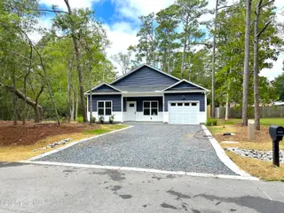 321 NE 52nd Street, Oak Island, NC 28465 – photo 3: IMG_4523
