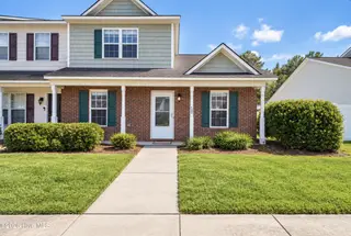 700 Streamwood Drive, Jacksonville, NC 28546 – photo 2