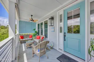 1605 Spot Lane, Carolina Beach, NC 28428 – photo 4: 004_img_0677_893