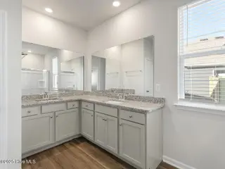 263 Surfside Landing Boulevard Lot 119, Hubert, NC 28539 – photo 18: primary bathroom