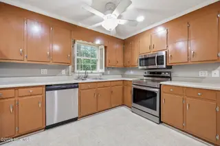 103 Greenwood Drive, Greenville, NC 27834 – photo 17: 27-web-or-mls-IMG_0024