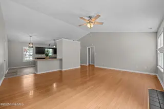 101 Jacqueline Drive, Havelock, NC 28532 – photo 8: 27-web-or-mls-DSC_3125