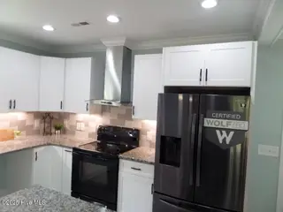 4314 E Nc Highway 53 E, Burgaw, NC 28425 — 3-bedroom home, Burgaw, NC, photo 17 of 56: SAM_7478