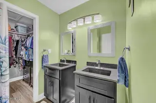 7368 Hazelstone Lane, Leland, NC 28451 — 3-bedroom home in Stoney Creek Plantation, Leland, NC, photo 15 of 33: Primary Bathroom