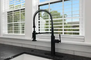 704 S 3rd Street, Wilmington, NC 28401 – photo 5
