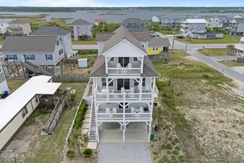 291 Topsail Rd, North Topsail Beach