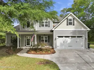 411 Ardan Oaks Circle, Cape Carteret, NC 28584 – photo 4: 4-web-or-mls-411 Ardan Oaks 004