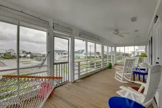 1040 Ocean Boulevard, Topsail Beach, NC 28445 – photo 6: 004_6g8a5814_384