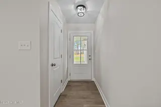 707 Plantation Drive, New Bern, NC 28562 – photo 2: 21-web-or-mls-DSC_2678