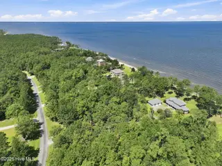 492 Sandy Point Drive, Beaufort, NC 28516 – photo 21: 21-web-or-mls-492 Sandy Point 021