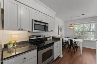 1302 Chancery Court, Aberdeen, NC 28315 – photo 7: 1302 Chamcery Kitchen 4