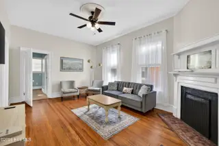 419 S Front Street, Wilmington, NC 28401 — 4-bedroom home in Historic District, Wilmington, NC, photo 9 of 67: 419SFrontStreet-17