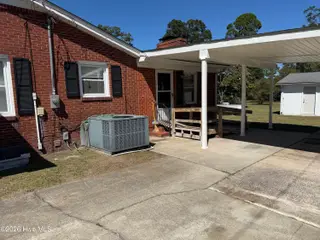 604 W Boundary Street, La Grange, NC 28551 — 3-bedroom home, La Grange, NC, photo 4 of 6: IMG_4172