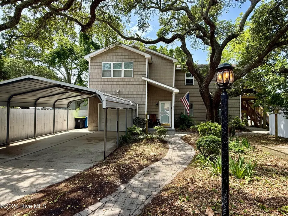 2807 Arendell Street, Morehead City, NC 28557 – photo 1 of 69: Exterior