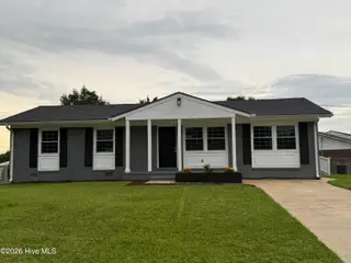 105 Yorkshire Drive, Jacksonville, NC 28546 – photo 1