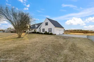 405 Timothy Road, Jacksonville, NC 28546 — 3-bedroom home, Jacksonville, NC, photo 2 of 52: 405 Timothy Road