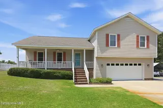 907 Oak Drive, Morehead City, NC 28557 – photo 13: 13-web-or-mls-IMG_4326