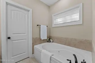 280 Wiregrass Lane, Southern Pines, NC 28387 – photo 13: 36-web-or-mls-DSC04279