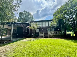 4040 Nc 903, Albertson, NC 28508 — 4-bedroom home, Albertson, NC, photo 6 of 41: Back of House