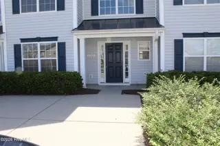 132 Cobblers Circle, Calabash, NC 28467 — 3-bedroom townhome in The Farm, Calabash, NC, photo 1 of 22