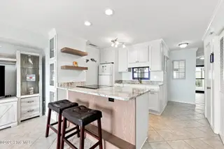 9100 Reed Drive 2104, Emerald Isle, NC 28594 – photo 5: Queens Court - 2104
