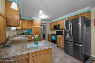 139 Diamond City Drive, Harkers Island, NC 28531 – photo 14: 8-web-or-mls-1S3A9895