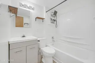 4121 Castle Hayne Road, Castle Hayne, NC 28429 — 3-bedroom home, Castle Hayne, NC, photo 13 of 25