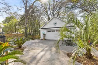 410 S 5th Avenue, Wilmington, NC 28401 – photo 6: 052_410_south_fifth_avenue-48_522
