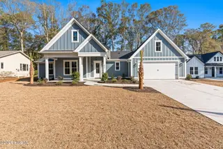 824 Shoreline Drive W, Sunset Beach, NC 28468 – photo 4: .