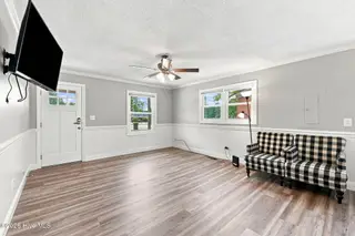 185 Saints Delight Church Road, New Bern, NC 28560 – photo 2: Living