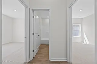 516 Getaway Lane 121, Shallotte, NC 28470 — 3-bedroom home in Summers Walk, Shallotte, NC, photo 5 of 25: 24_hallway