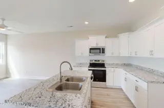 211 Sandpiper Place, Holly Ridge, NC 28445 – photo 4: 211 Sandpiper Place - Interiors - Edited