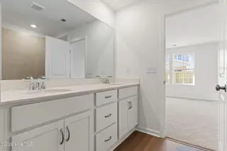 763 Pelican Cove Way SE 214, Southport, NC 28461 – photo 10: bath
