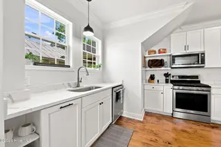 1422 Park Avenue, New Bern, NC 28560 – photo 22: 38-web-or-mls-DSC_5228_edit