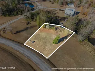 0 16 Winterberry Court, Washington, NC 27889 – photo 2: 1-web-or-mls-DJI_20251203142703_0090_D_1