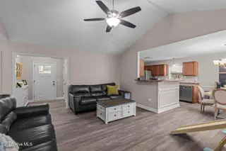 515 New Hanover Trail, Jacksonville, NC 28546 – photo 10: 10
