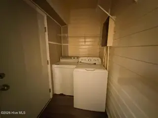 907 E Walnut Street, Goldsboro, NC 27530 – photo 14: 19. Laundry