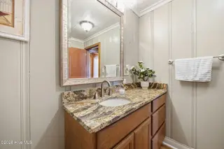 202 W Atlantic Boulevard, Atlantic Beach, NC 28512 – photo 23: 31-web-or-mls-img_3330