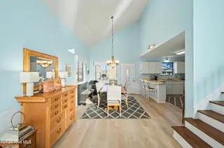 23 Scotland Street, Ocean Isle Beach, NC 28469 — 5-bedroom home, Ocean Isle Beach, NC, photo 6 of 47