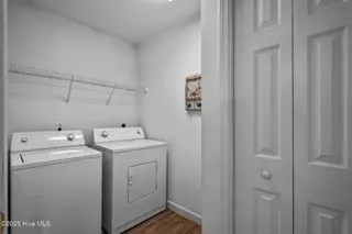 213 NE 48th Street, Oak Island, NC 28465 – photo 13: 16-web-or-mls-Photo Aug 21 2025, 10 51 3