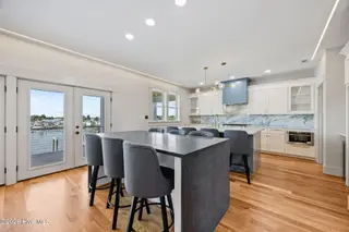 208 Radio Island Road, Morehead City, NC 28557 — 4-bedroom home in Tide Lines, Morehead City, NC, photo 16 of 62: 42-web-or-mls-208 Radio Island 076