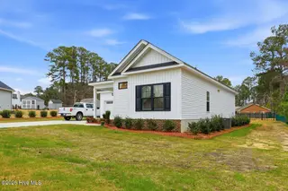 710 Haskett Court, Kinston, NC 28501 – photo 2: 710 Haskett Ct-2