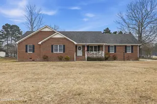 1520 Jones Drive, Elizabeth City, NC 27909 – photo 2: Front